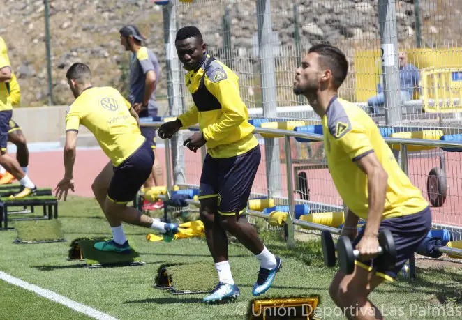 Etebo Determined to Overcome Injury Hurdle for World Cup Duty