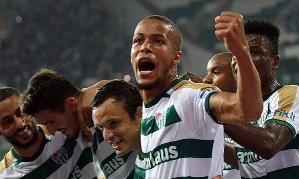 Troost-Ekong Extends Gratitude to Bursaspor Fans After Thrilling Turkish Super League Victory Troost-Ekong Extends Gratitude to Bursaspor Fans After Thrilling Turkish Super League Victory
