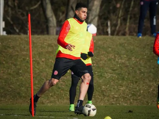 Mainz Defender Leon Balogun Undergoes Surgery Following Injury Setback Mainz Defender Leon Balogun Undergoes Surgery Following Injury Setback