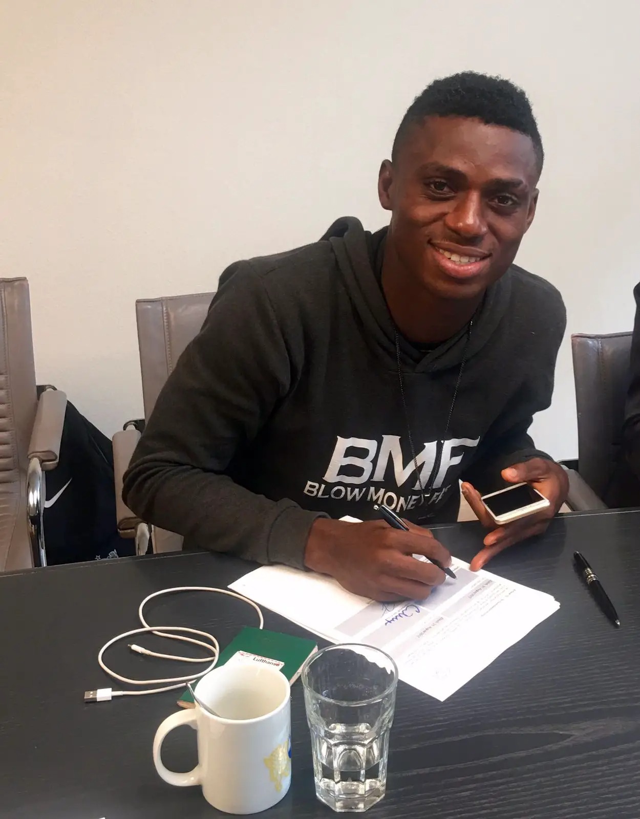 Stephen Odey Seals FC Zurich Move in Four-Year Deal Stephen Odey Seals FC Zurich Move in Four-Year Deal