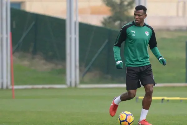 Bursaspor’s Struggles Persist as Troost-Ekong and Abdullahi Battle in Akhisar Belediye Defeat Bursaspor’s Struggles Persist as Troost-Ekong and Abdullahi Battle in Akhisar Belediye Defeat