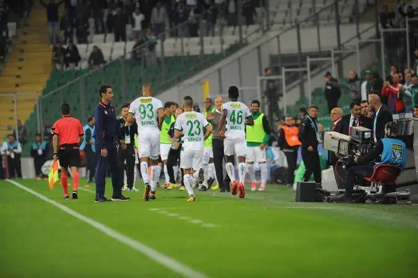 Troost-Ekong Applauds Bursaspor's Tenacity in 3-1 Triumph Over Osmanlispor