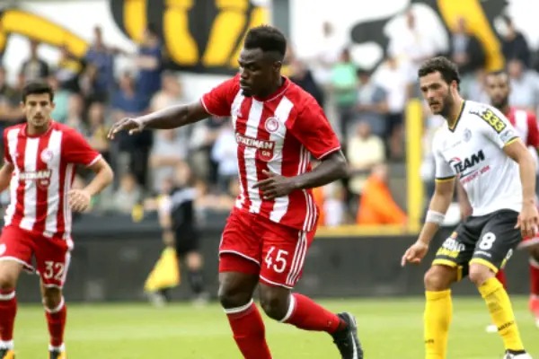 Thieves Target Olympiacos Striker Emmanuel Emenike’s Athens Residence Thieves Target Olympiacos Striker Emmanuel Emenike’s Athens Residence