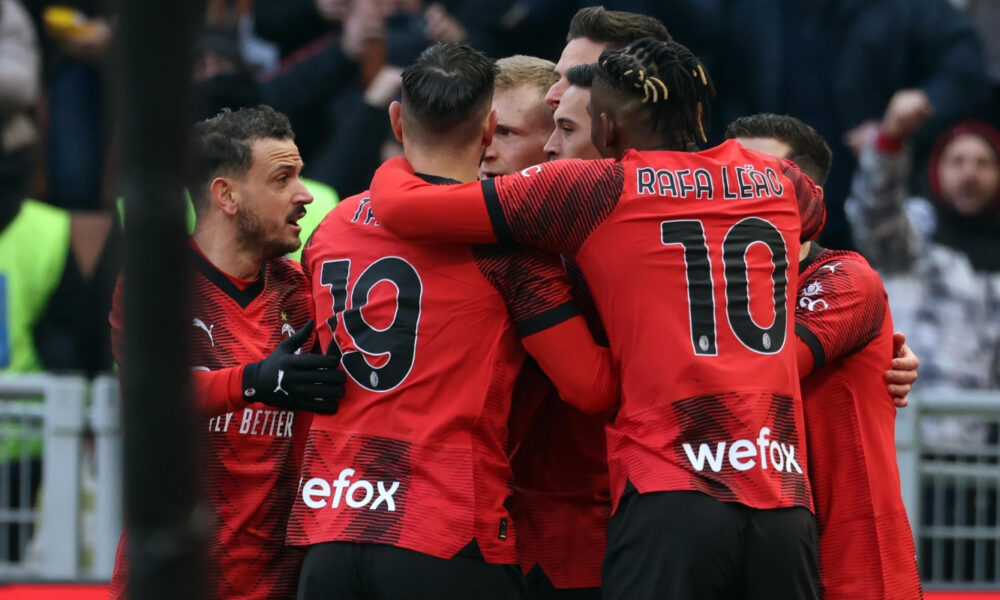 Picture: The moment that embodies Milan’s unity after win over Sassuolo Picture: The moment that embodies Milan’s unity after win over Sassuolo