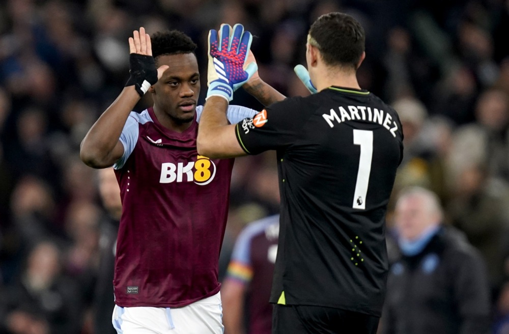 Colombian journalist urges Aston Villa striker to join Milan Colombian journalist urges Aston Villa striker to join Milan