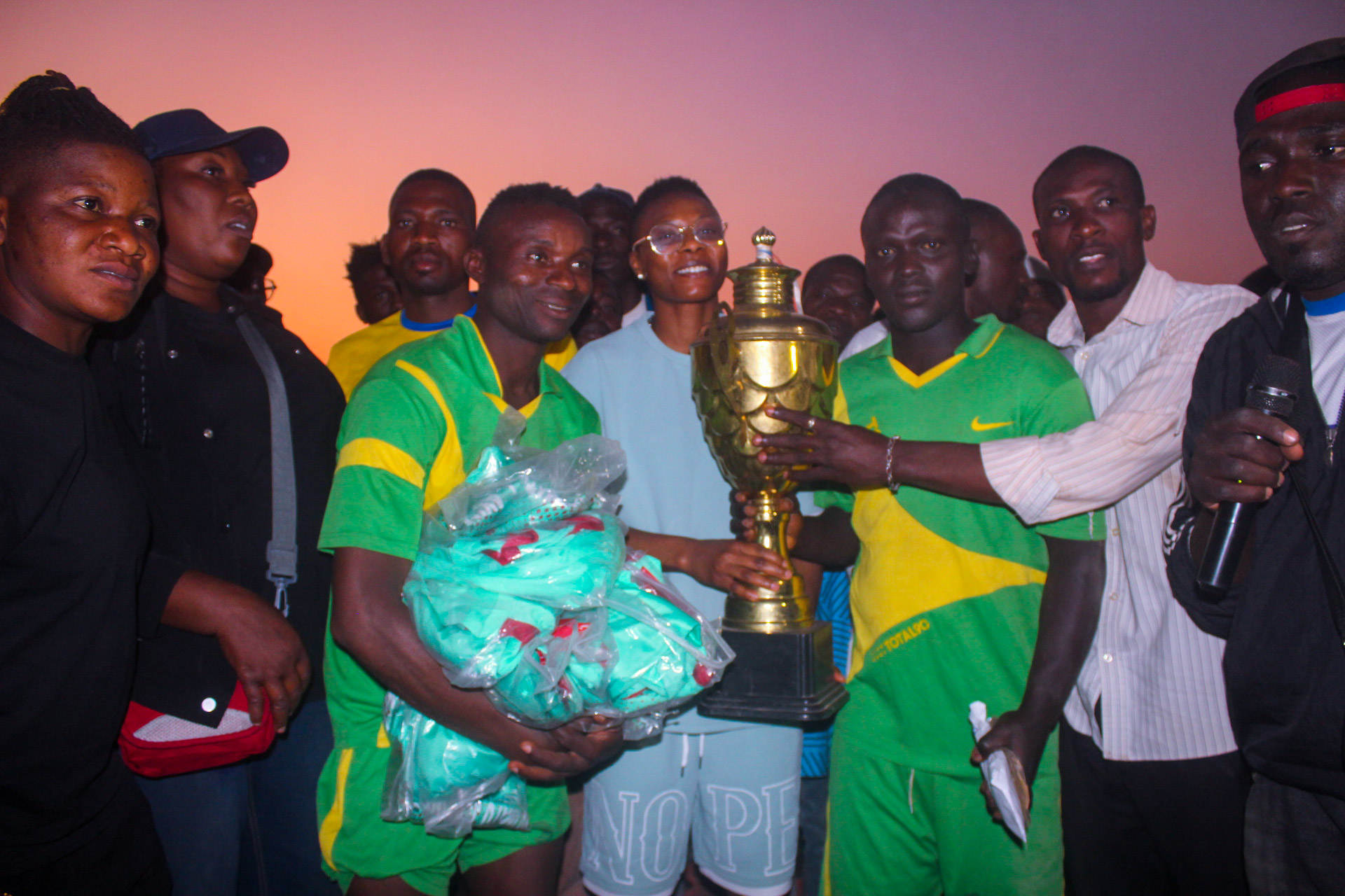 Nariya United clinches Inaugural Halimatu Ayinde Peace Cup in Kaduna Nariya United clinches Inaugural Halimatu Ayinde Peace Cup in Kaduna