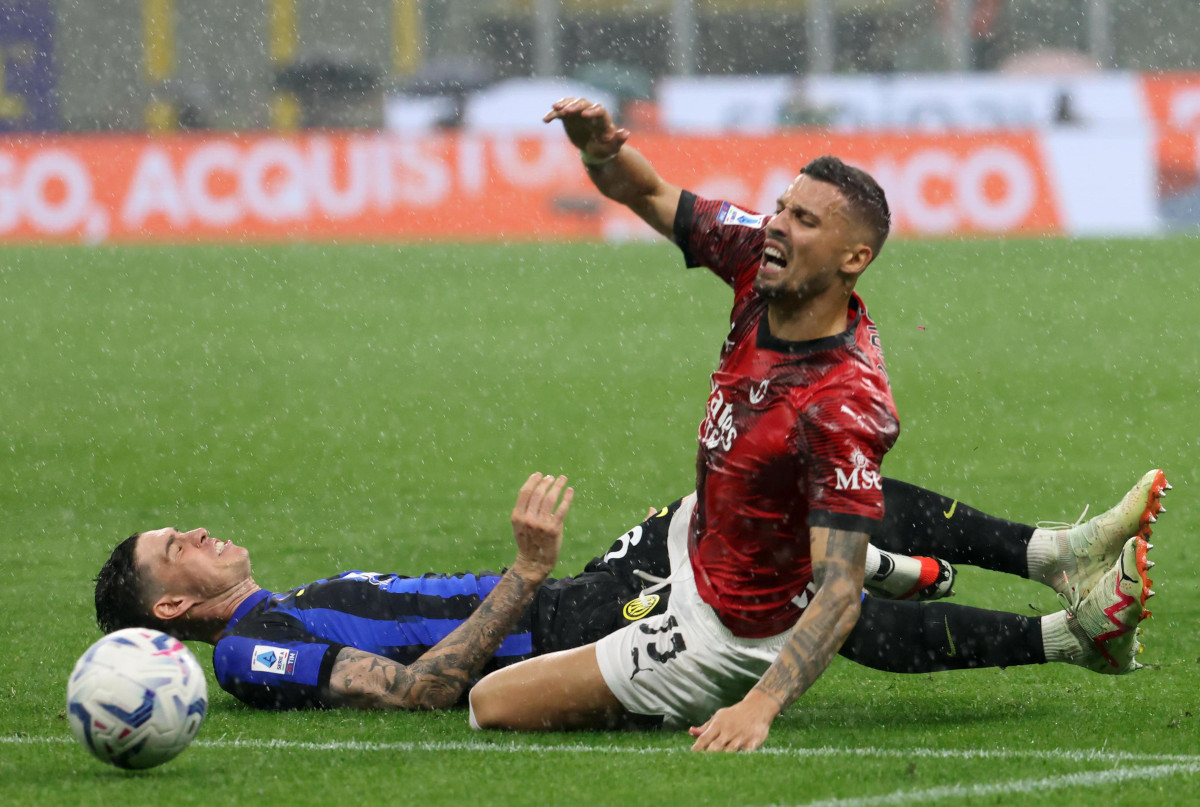 Fenerbahce face competition for Milan midfielder Krunic Fenerbahce face competition for Milan midfielder Krunic