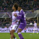 Video: Yerry Mina lets Zirkzee know he is there Video: Yerry Mina lets Zirkzee know he is there