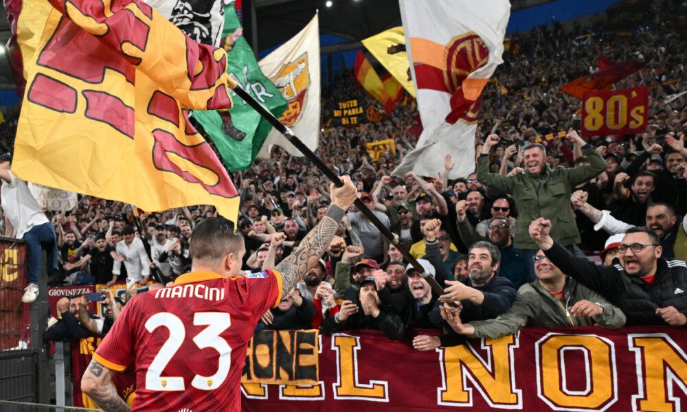 Mancini thanks Roma fans crowdfunding anti-Lazio fine