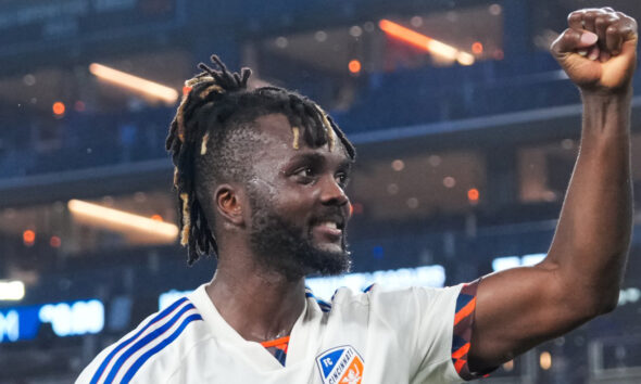 Cincinnati boss praises Chidozie Awaziem composure in MLS Cup game