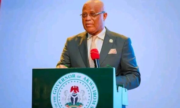 Akwa Ibom Governor Umo Eno makes cash and bus donations to Ibom Angels