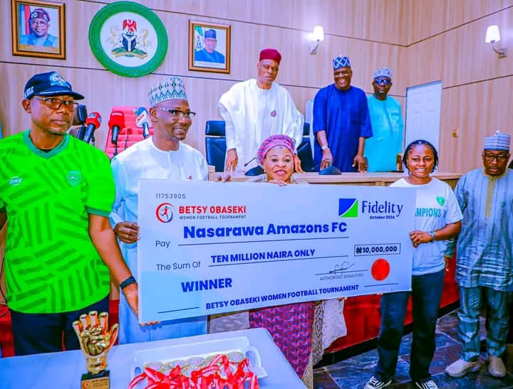 Nasarawa state Governor Abdullahi Sule splashes 10 million Naira on Amazons after BOWFT triumph Nasarawa state Governor Abdullahi Sule splashes 10 million Naira on Amazons after BOWFT triumph