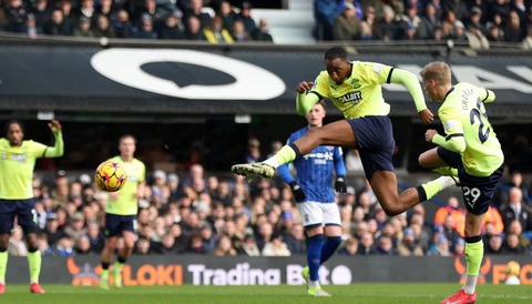 Joe Aribo and Paul Onuachu propel Southampton to win over Ipswich Joe Aribo and Paul Onuachu propel Southampton to win over Ipswich
