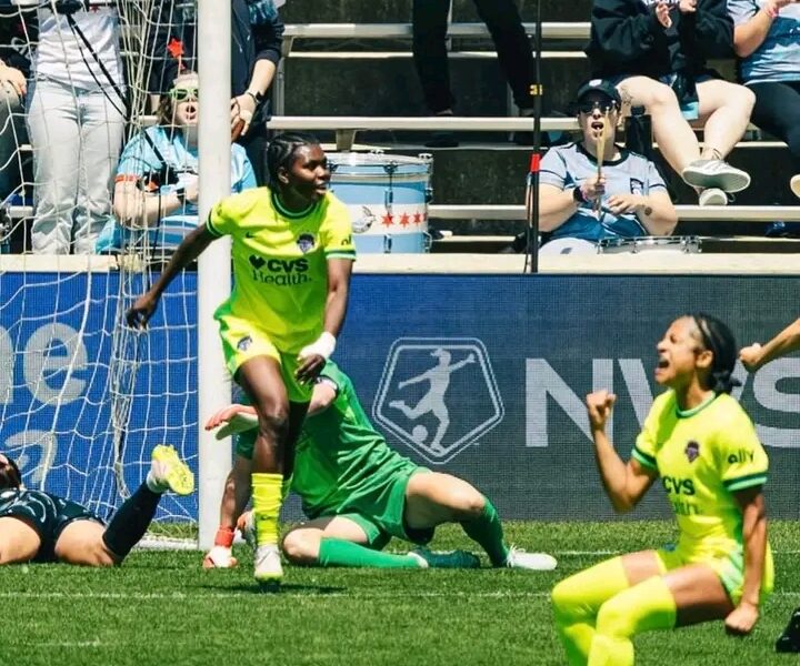 Gift Monday nets third NWSL goal to secure win for Washington Spirit over Chicago in five goals thriller