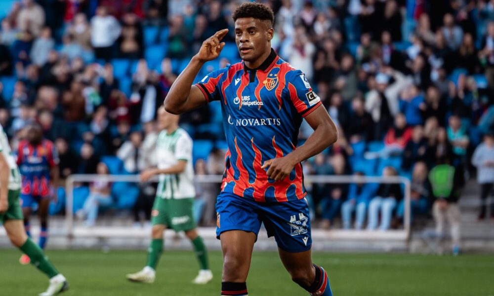 Villarreal eye Nigeria-eligible Kevin Carlos as potential replacement for Thierno Barry Villarreal eye Nigeria-eligible Kevin Carlos as potential replacement for Thierno Barry