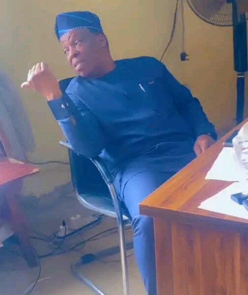 New 3SC Chairman Hon. Taiwo Salami Promises Facelift for Oluyole Warriors New 3SC Chairman Hon. Taiwo Salami Promises Facelift for Oluyole Warriors