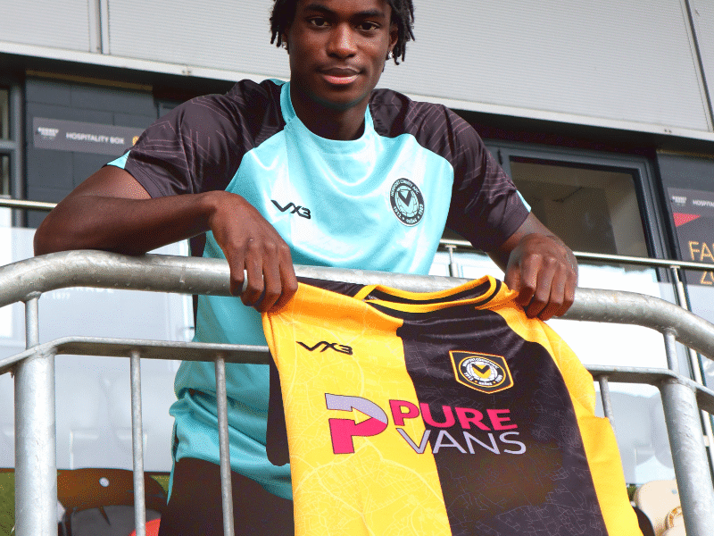 Manchester United defender Habeeb Ogunneye joins Newport County on season-long loan