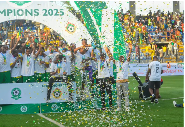 Gov Abdulrazaq rewards Kwara United with ₦5m each after historic Federation Cup win Gov Abdulrazaq rewards Kwara United with ₦5m each after historic Federation Cup win