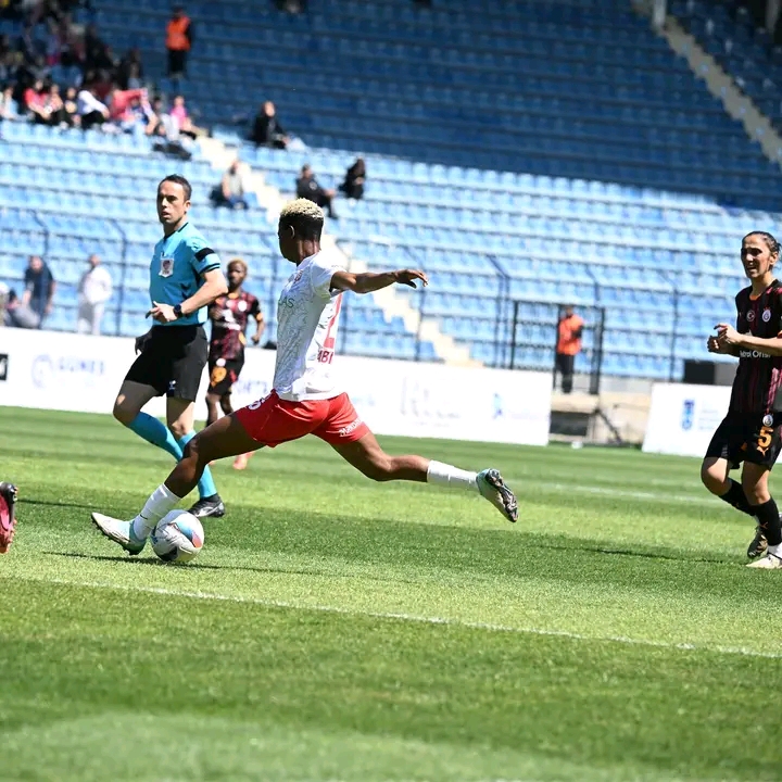 Suliat Abideen bags assist as Fomget fall to Slavia Prague Suliat Abideen bags assist as Fomget fall to Slavia Prague