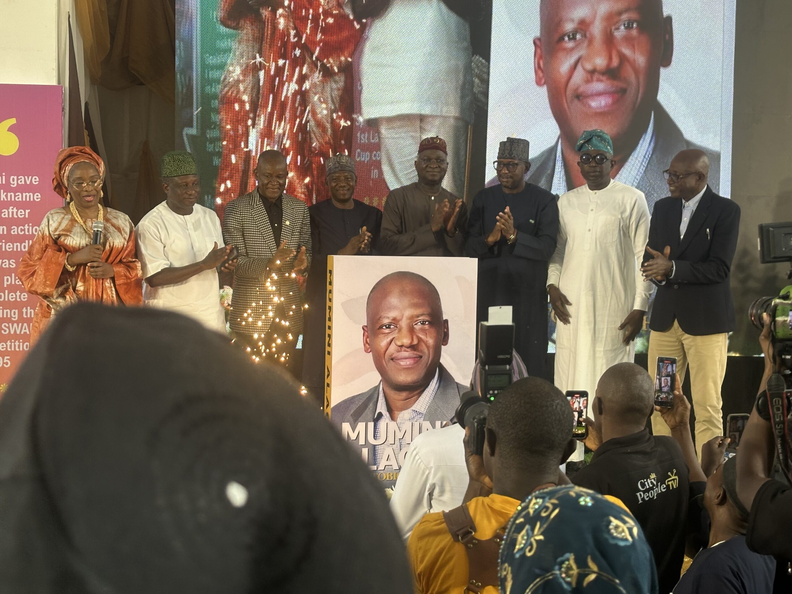 NFF President showers encomium on Mumini Alao after book launch NFF President showers encomium on Mumini Alao after book launch