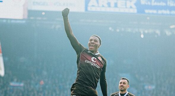 Championship clubs monitor Dapo Afolayan amid uncertainty over St. Pauli future