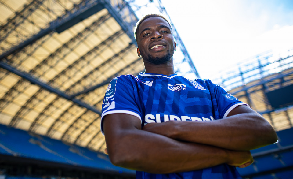 Górnik Zabrze loan out Taofeek Ismaheel to Lech Poznań with option to buy