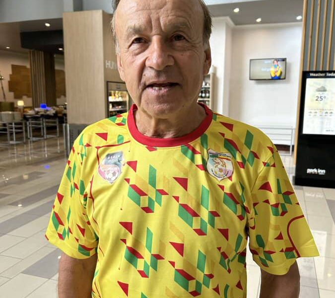 Gernot Rohr warns Benin Republic players ahead of crucial World Cup Qualifier against Nigeria Gernot Rohr warns Benin Republic players ahead of crucial World Cup Qualifier against Nigeria