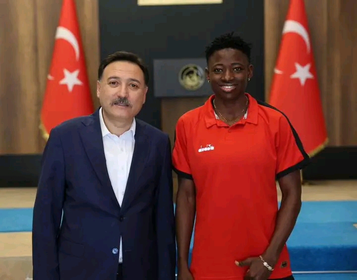 Kayseri Governor Honours Nigeria’s Bashiru After Promotion Heroics