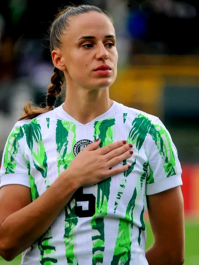 Ashleigh Plumptre Undergoes Successful Foot Surgery, Begins Road to Recovery