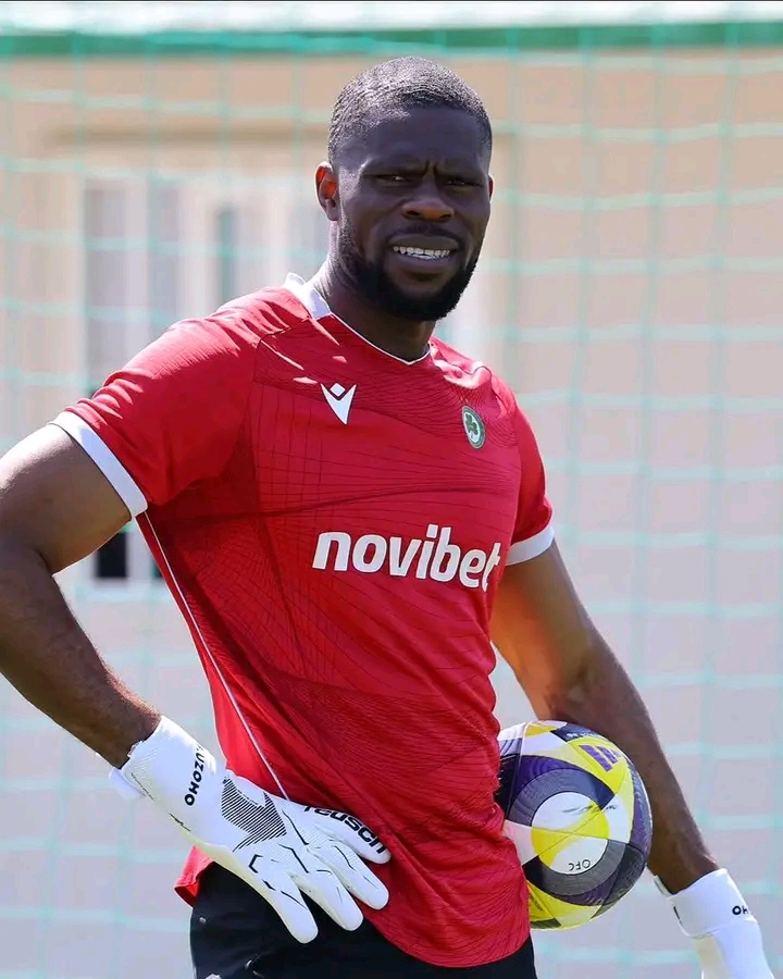 Super Eagles Goalkeeper Francis Uzoho Back in Training After Hip Injury