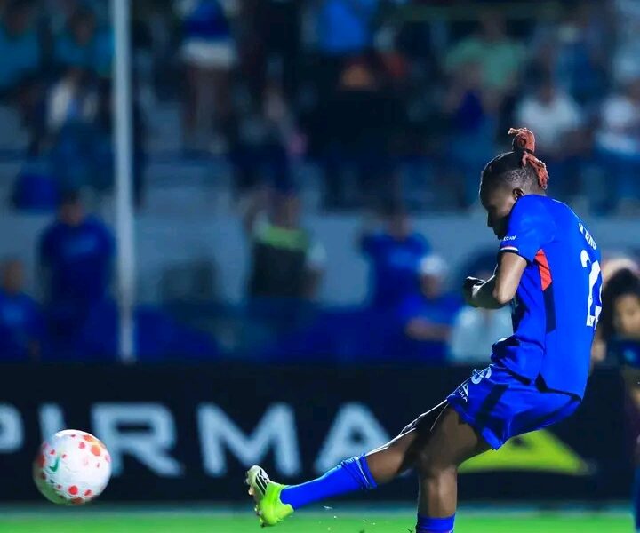 Uchenna Kanu Strikes Late as Cruz Azul Hold Monterrey in Liguilla Quarter-final First Leg