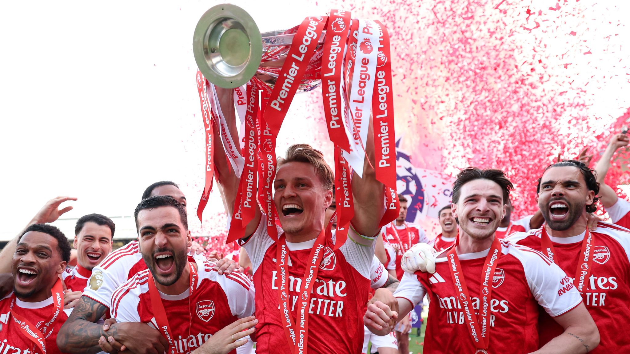 Ex-Nigeria Defender Backs Arsenal to Beat PSG in Champions League Final
