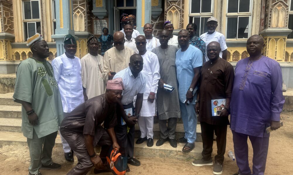 Dignitaries Pay Glowing Tributes as Ex-Super Eagles Coach Adegboye Onigbinde Is Laid to Rest