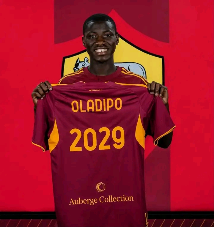 Super Falcons Star Shukurat Oladipo Extends AS Roma Stay Until 2029