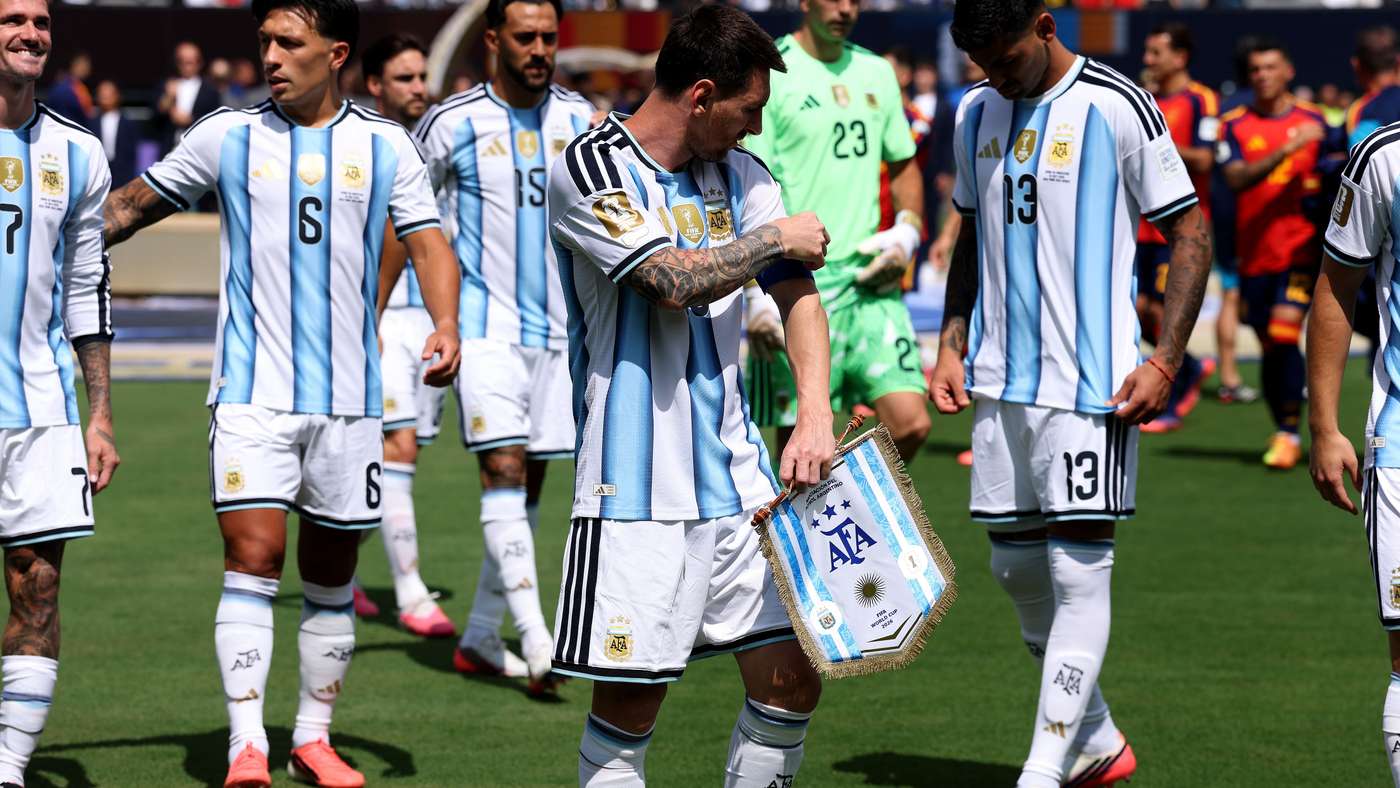 Messi’s World Cup final speech ‘purely tactical’, says Mac Allister’s father, after viral video sparks speculation Messi’s World Cup final speech ‘purely tactical’, says Mac Allister’s father, after viral video sparks speculation