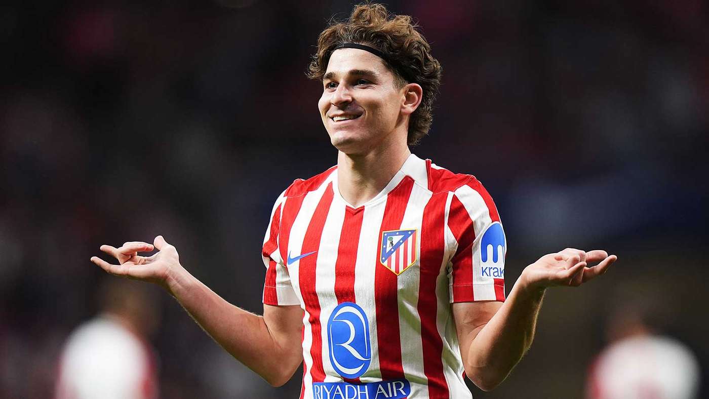 Julian Alvarez Barcelona transfer splits dressing room as four stars ‘unconvinced’ by €150m move Julian Alvarez Barcelona transfer splits dressing room as four stars ‘unconvinced’ by €150m move