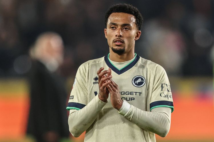West Ham join £30m race for Millwall and Nigeria forward Femi Azeez