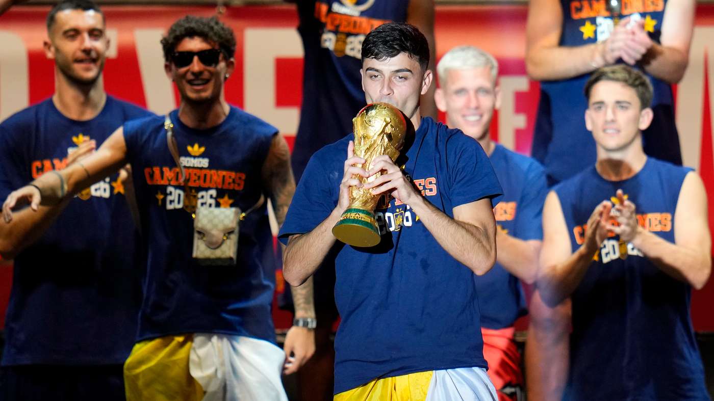 Pedri Gonzalez honoured in Tegueste after Spain’s World Cup triumph
