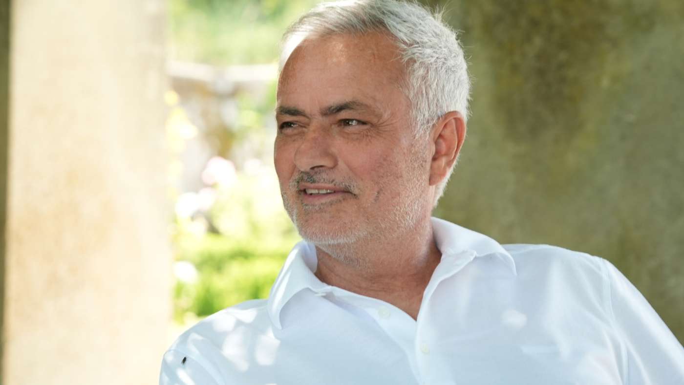 Real Madrid’s Alexis Ciria catches Jose Mourinho’s eye during pre-season Real Madrid’s Alexis Ciria catches Jose Mourinho’s eye during pre-season
