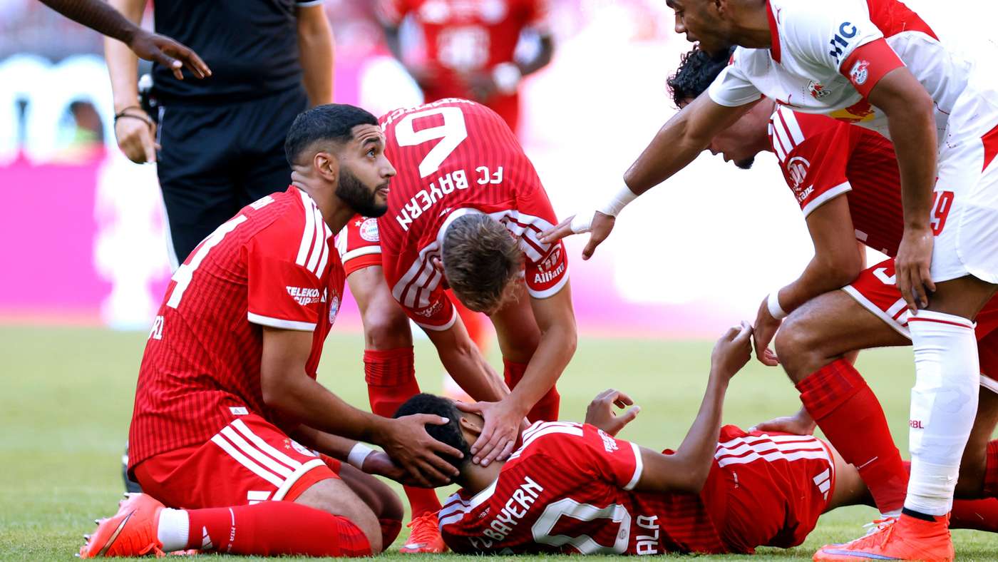 Jamal Musiala concern after Bayern Munich star collapses against RB Leipzig