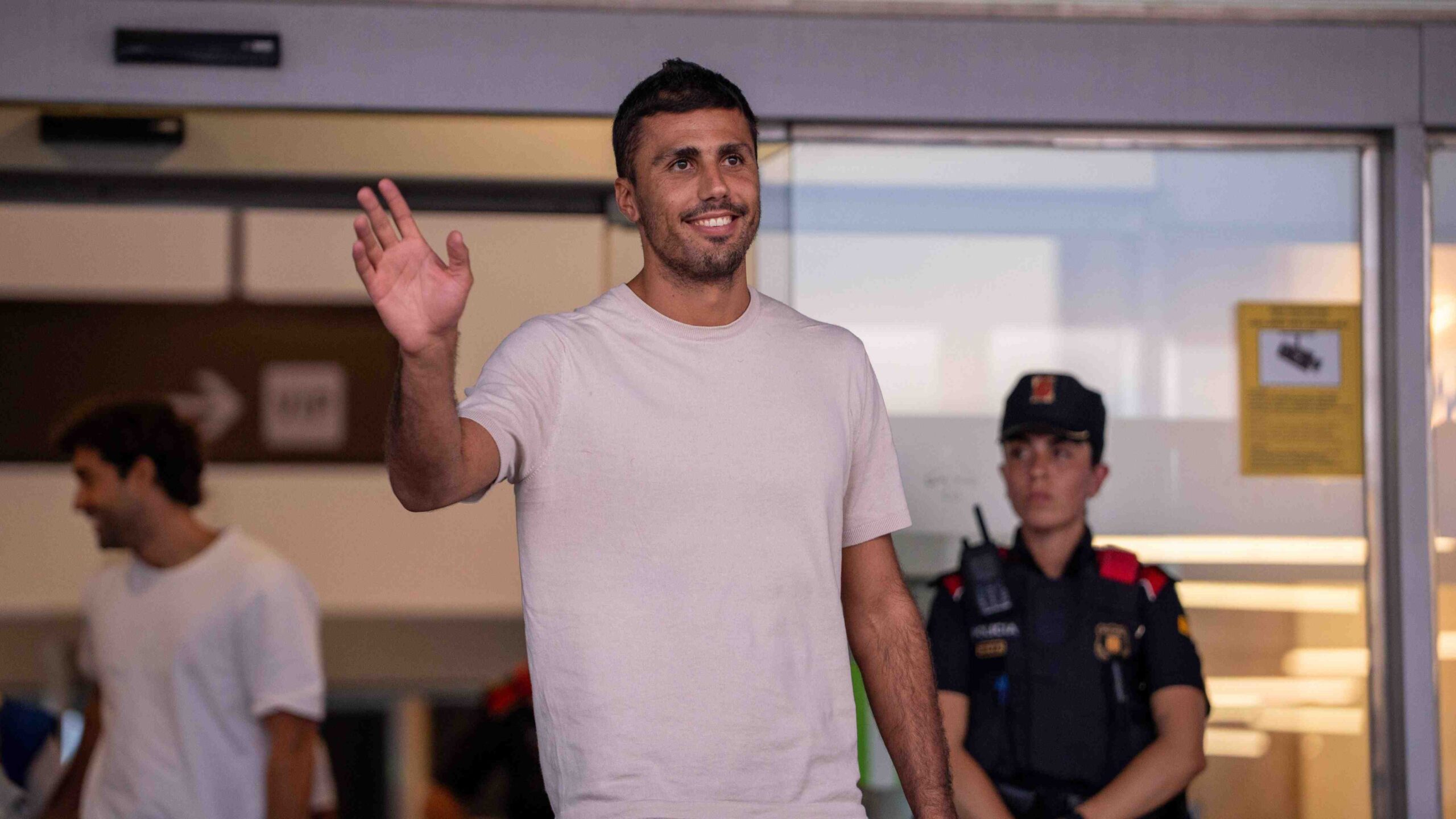 Barcelona avoid €57,809 registration fee in Rodri deal