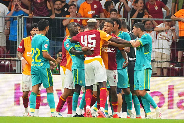 Osimhen must control his temper as opponents target him, says Odemwingie