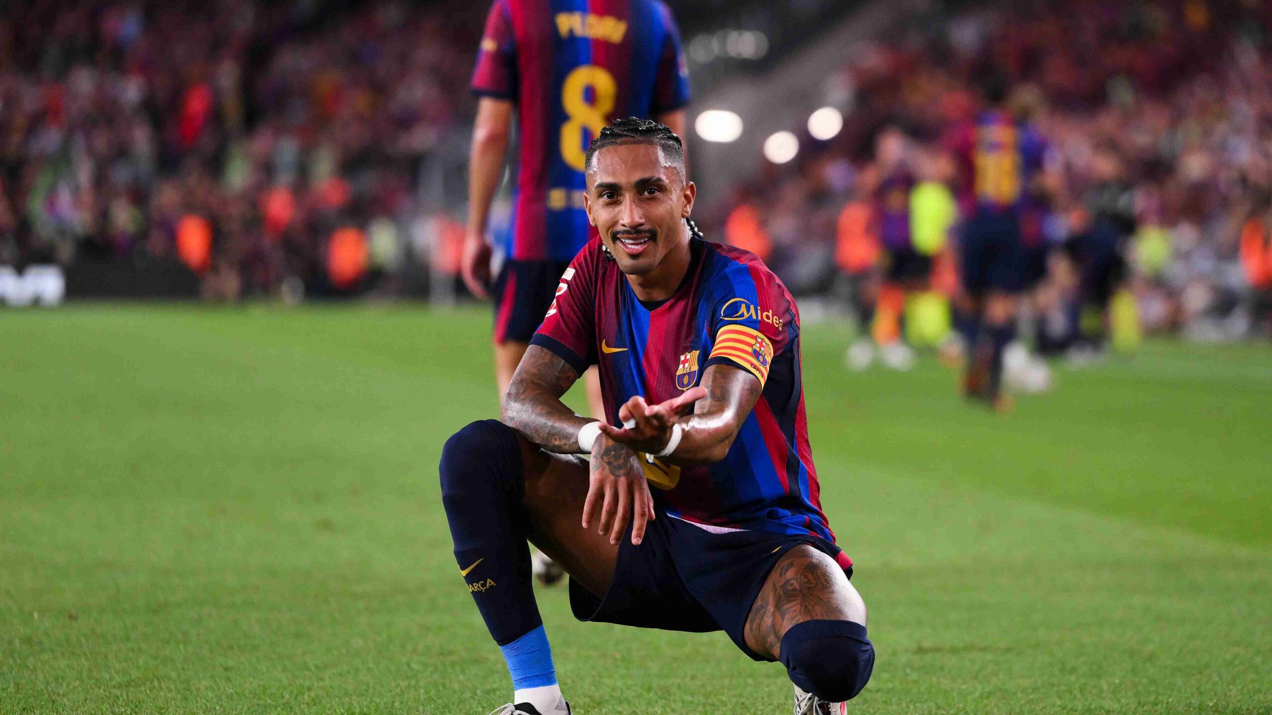 Raphinha chasing rare Barcelona scoring record after flying start