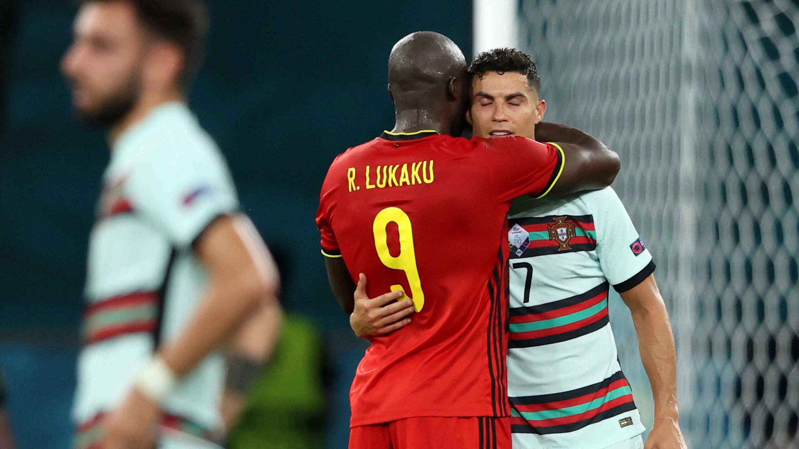 Van Bommel’s Lukaku explanation puts Jorge Jesus under pressure in Ronaldo row