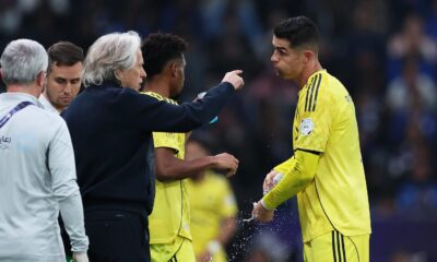 Jorge Jesus jeered by Portugal fans before Denmark match amid Cristiano Ronaldo dispute